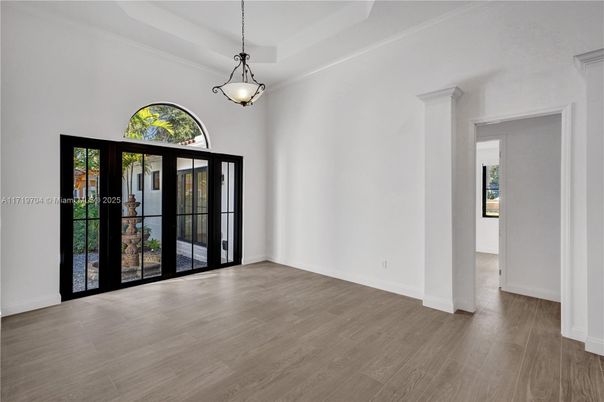 Empty room, Interior, Pendant Lights, Wood Texture Flooring