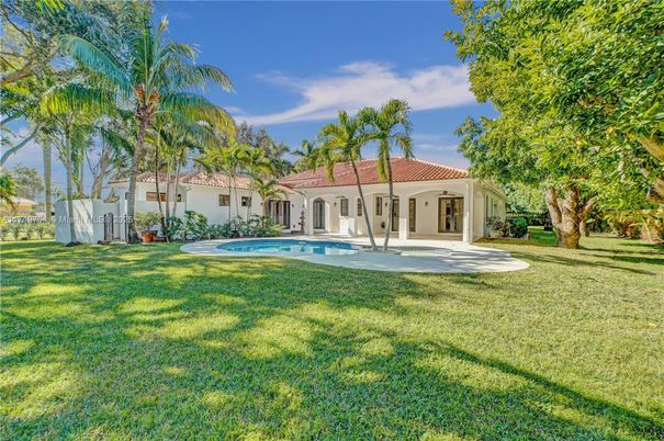 Backyard, Exterior, Pool