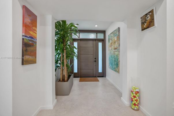 Interior, Recessed Lighting