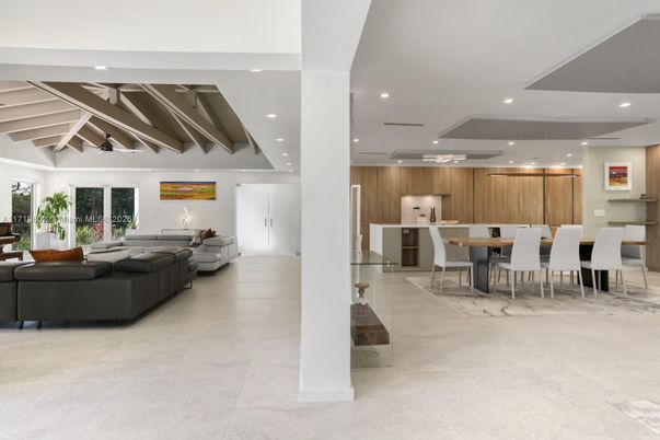 Dining room, Interior, Kitchen, Living room, Recessed Lighting