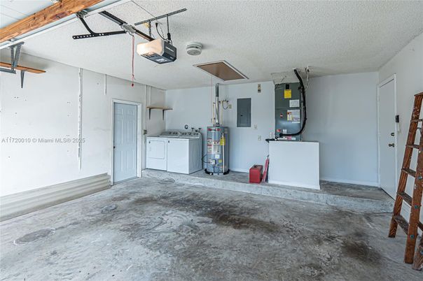 Garage, Interior, Washer