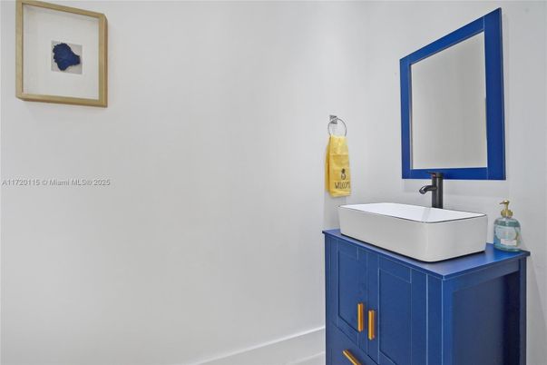 Bathroom, Interior