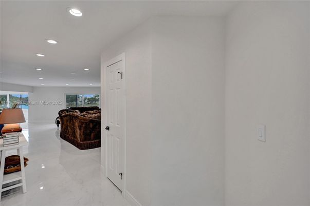 Interior, Marble, Recessed Lighting