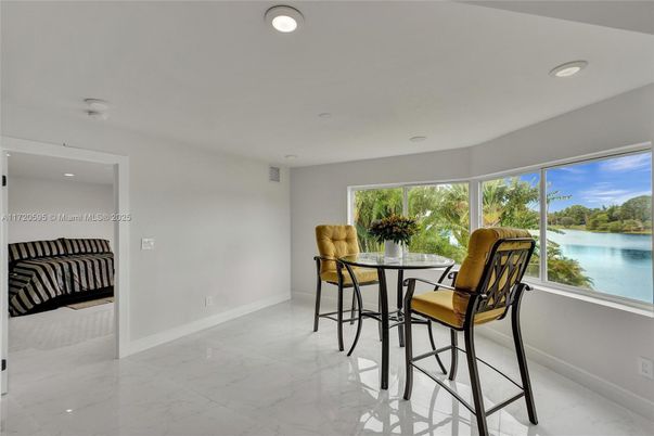 Dining room, Interior, Marble, Recessed Lighting, Water
