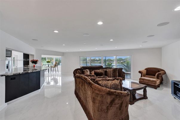 Interior, Kitchen, Living room, Marble, Recessed Lighting