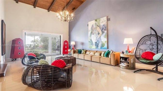 Chandelier, Interior, Living room, Wooden Beams, Wooden Ceilings