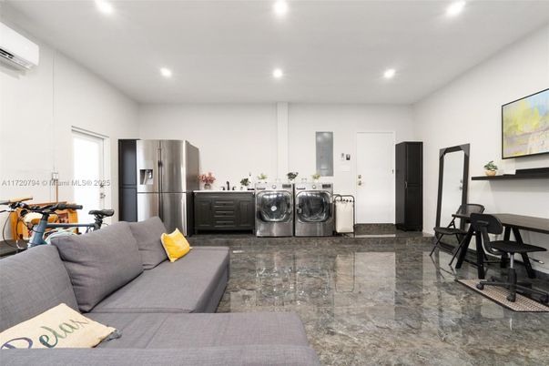Interior, Recessed Lighting, Washer