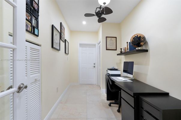 Home Office, Interior, Recessed Lighting
