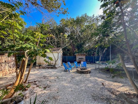 Backyard, Exterior, Playground