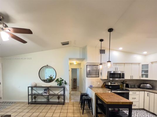 Interior, Kitchen, Pendant Lights, Recessed Lighting, Stainless Steel Appliances