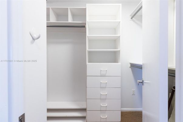 Interior, Walk-in Closets