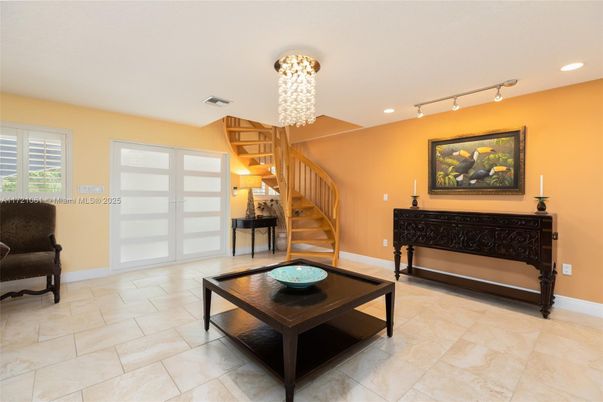 Chandelier, Interior, Recessed Lighting