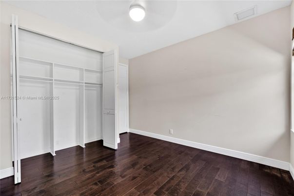 Empty room, Interior, Walk-in Closets, Wood Texture Flooring