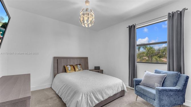 Bedroom, Interior, Pendant Lights