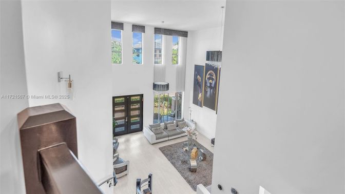 Interior, Living room, Pendant Lights, Wood Texture Flooring