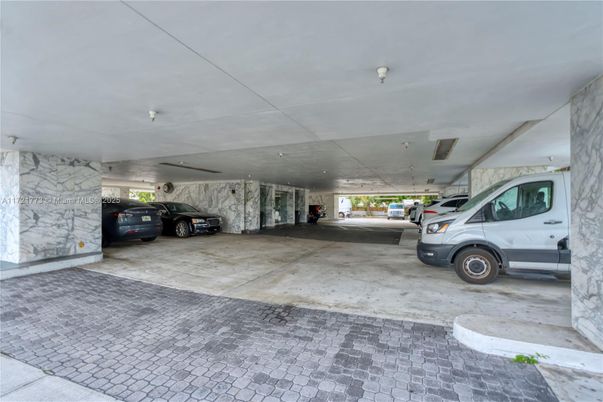 Garage, Interior, Marble Walls