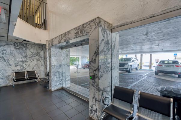 Garage, Interior, Marble Walls