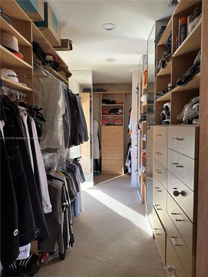Interior, Recessed Lighting, Walk-in Closets