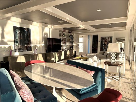 Dining room, Interior, Living room, Recessed Lighting