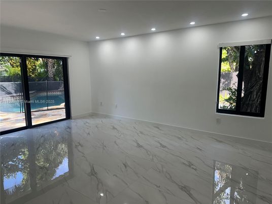 Empty room, Interior, Marble, Recessed Lighting