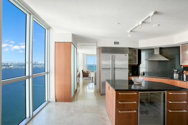 Interior, Kitchen, Stainless Steel Appliances, Water