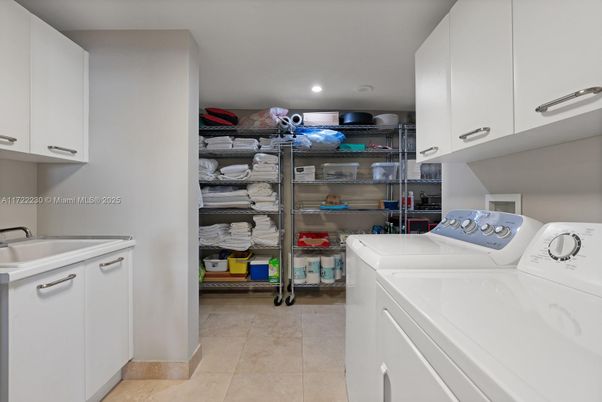 Interior, Recessed Lighting, Washer