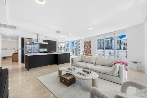 Interior, Living room, Recessed Lighting, Water