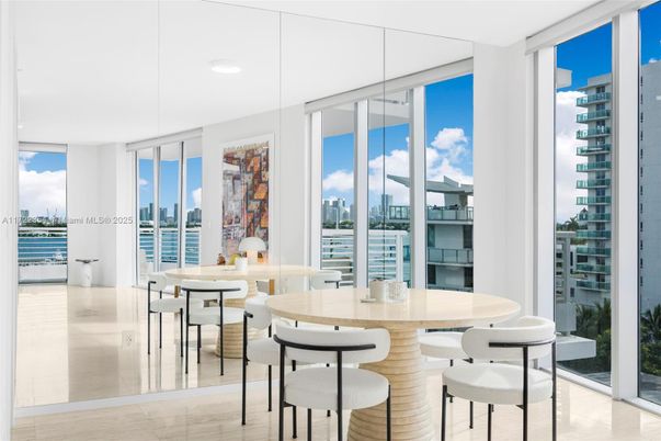 Dining room, Interior, Kitchen, Living room, Recessed Lighting