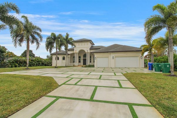 Attached, Backyard, Exterior, Facade, Mediterranean