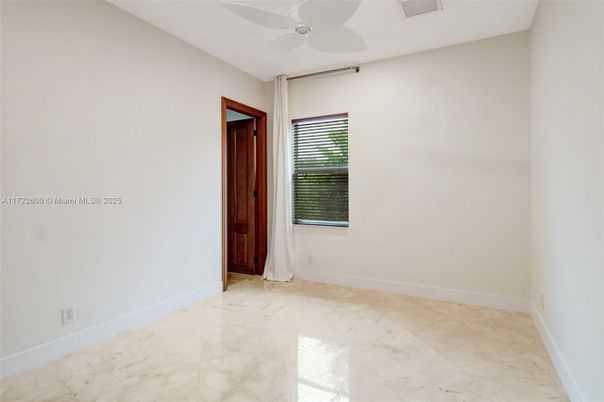 Empty room, Interior, Marble