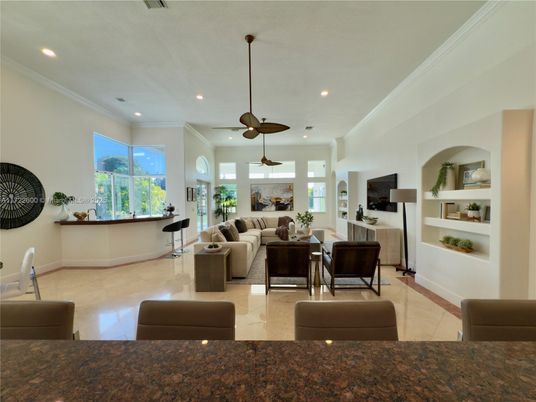 Interior, Living room, Pendant Lights, Recessed Lighting