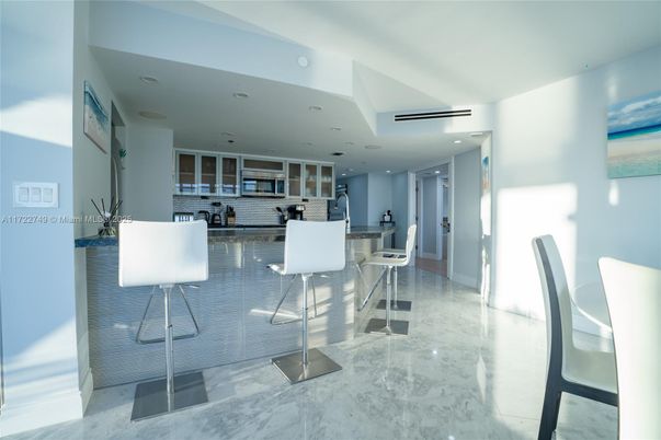 Interior, Kitchen, Marble, Recessed Lighting