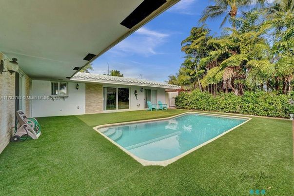Backyard, Exterior, Pool
