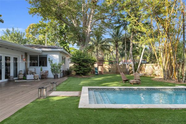 Backyard, Exterior, Pool