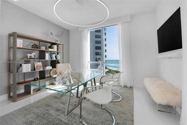 Home Office, Interior, Water