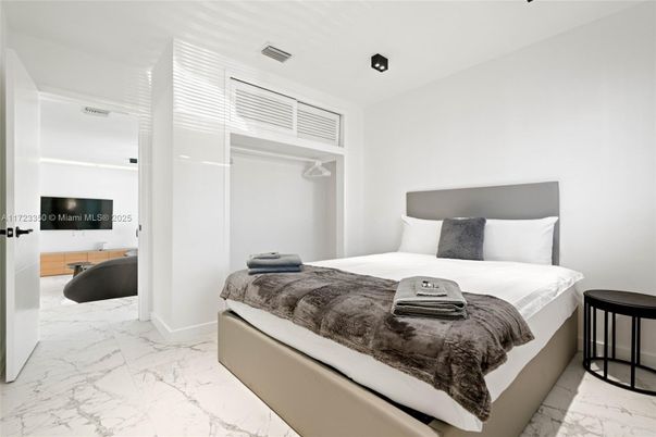 Bedroom, Interior, Marble, Recessed Lighting