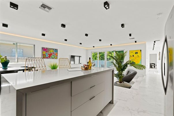 Interior, Kitchen, Marble, Recessed Lighting