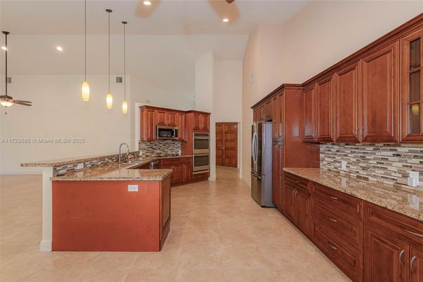 Interior, Kitchen, Pendant Lights, Recessed Lighting, Stainless Steel Appliances