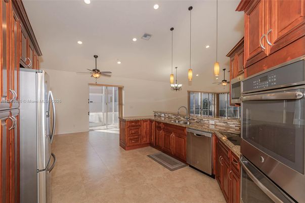 Interior, Kitchen, Pendant Lights, Recessed Lighting, Stainless Steel Appliances