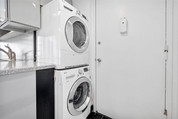 Interior, Utility Closets, Washer