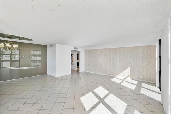 Chandelier, Empty room, Interior