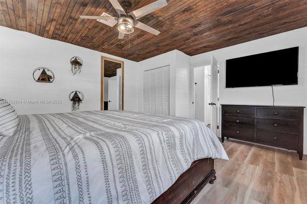 Bedroom, Interior, Wooden Ceilings, Wood Texture Flooring