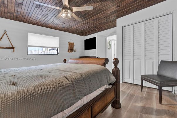 Bedroom, Interior, Wooden Ceilings, Wood Texture Flooring
