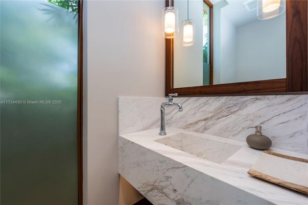 Bathroom, Interior, Marble Walls, Pendant Lights
