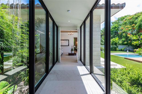 Interior, Pool, Recessed Lighting