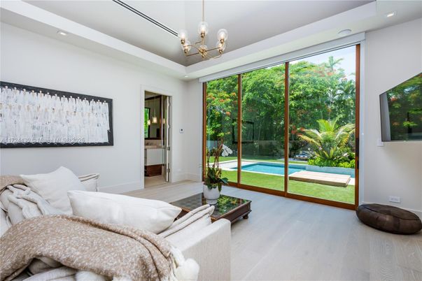 Interior, Pendant Lights, Recessed Lighting, Wood Texture Flooring