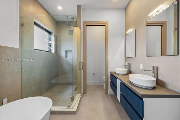 Bathroom, Dual Sink Vanities, Free Standing Baths, Glass Shower, Interior, Recessed Lighting