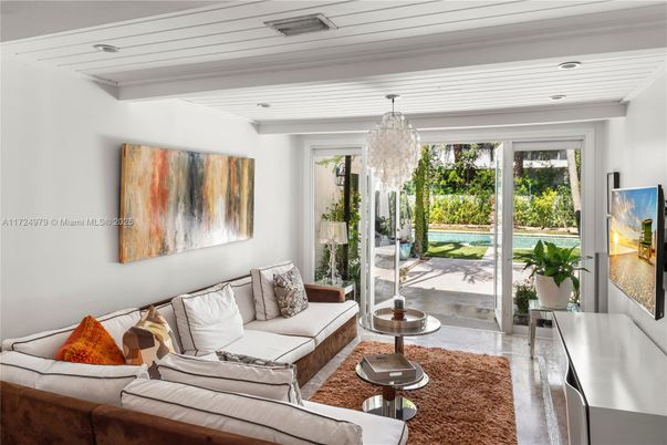 Chandelier, Interior, Living room, Recessed Lighting