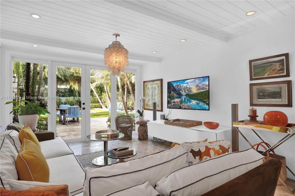 Chandelier, Interior, Living room, Recessed Lighting