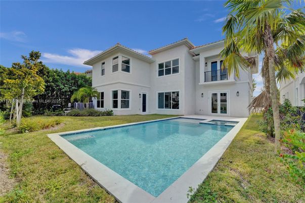 Backyard, Exterior, Pool